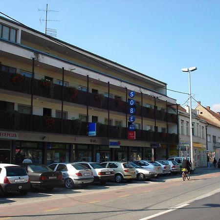 比耶拉鲁扎客房酒店 大戈里察 外观 照片